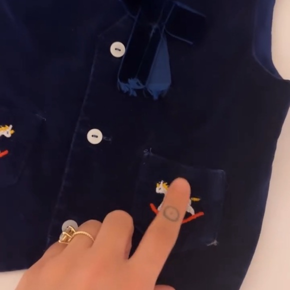 Vintage mini togs velvet navy blue vest with rocking horses and bow tie - Picture 5 of 5